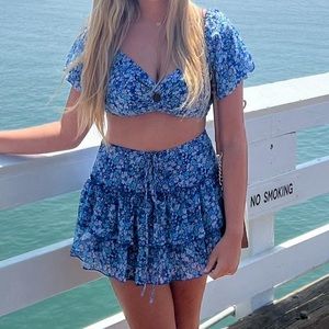 2 piece blue floral set